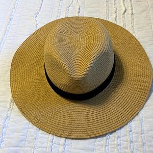 Madewell straw sun hat with removable black band
